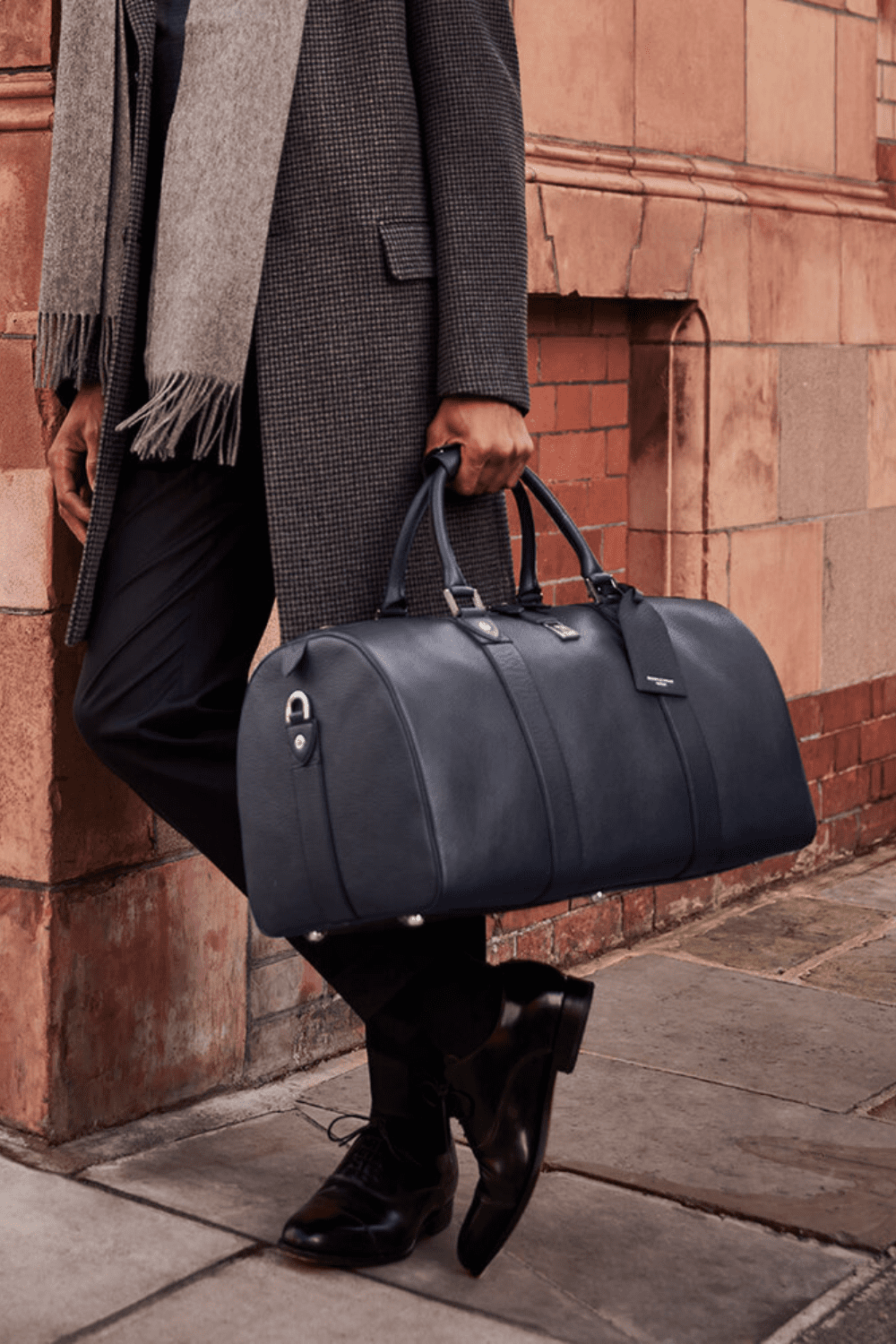 leather luggage for men